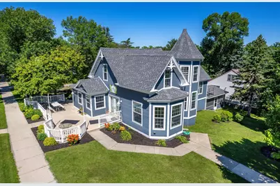 102 W Summit Street, Battle Lake, MN 56515 - Photo 1