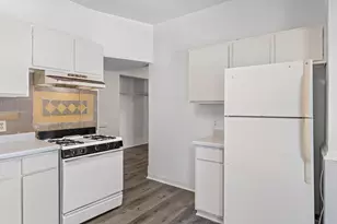2121 13th Ave S, Minneapolis, MN 55404 - Photo 9