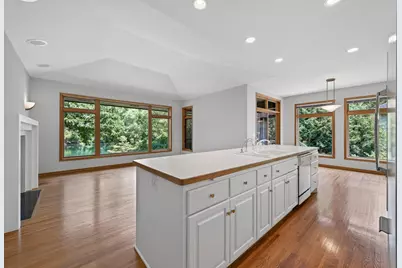 4168 Cashell Glen, Eagan, MN 55122 - Photo 9