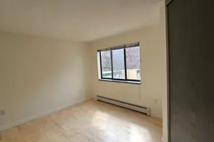 7622 York Ave S, Edina, MN 55435 - Photo 13
