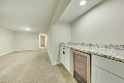 7840 Winsdale Street N, Golden Valley, MN 55427 - Photo 39