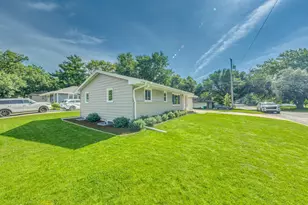 7840 Winsdale Street N, Golden Valley, MN 55427 - Photo 7