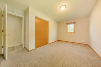 7840 Winsdale Street N, Golden Valley, MN 55427 - Photo 25
