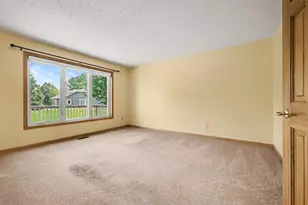 3028 Highpointe Curve, Roseville, MN 55113 - Photo 13