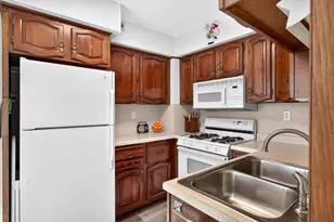 1363 Hewitt Ave, Saint Paul, MN 55104 - Photo 7
