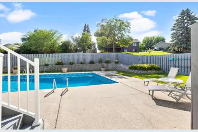 5213 Overlook Drive, Bloomington, MN 55437 - Photo 47