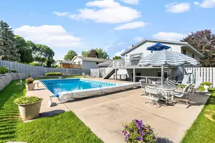 5213 Overlook Dr, Bloomington, MN 55437 - Photo 51