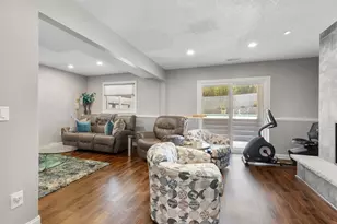 5213 Overlook Dr, Bloomington, MN 55437 - Photo 31