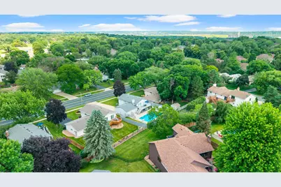 5213 Overlook Drive, Bloomington, MN 55437 - Photo 55