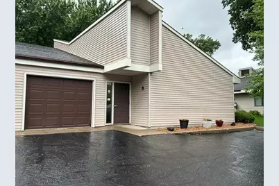 416 Sibley Avenue S #206, Litchfield, MN 55355 - Photo 3