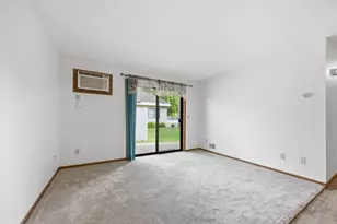 416 Sibley Ave S, Litchfield, MN 55355 - Photo 5