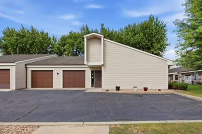 416 Sibley Avenue S #206, Litchfield, MN 55355 - Photo 3