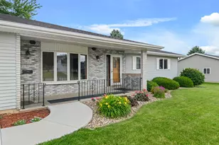 703 N Hokah St, Caledonia, MN 55921 - Photo 35