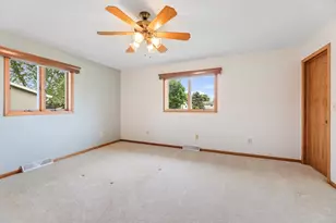 703 N Hokah St, Caledonia, MN 55921 - Photo 11