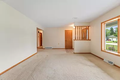 703 N Hokah Street, Caledonia, MN 55921 - Photo 9