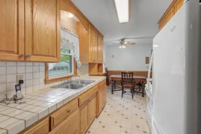 6506 34th Avenue N, Crystal, MN 55427 - Photo 7