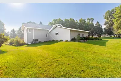 12480 212th Avenue NE, New London, MN 56273 - Photo 11
