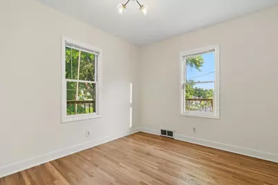 71 Wyoming Street E, Saint Paul, MN 55107 - Photo 15