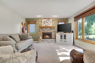 9007 Princeton Rd, Woodbury, MN 55125 - Photo 21
