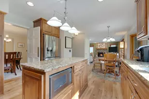 9007 Princeton Rd, Woodbury, MN 55125 - Photo 11