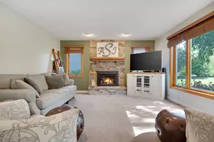 9007 Princeton Rd, Woodbury, MN 55125 - Photo 15