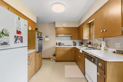 413 Whitegate Lane, Wayzata, MN 55391 - Photo 21