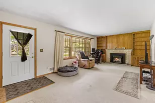 413 Whitegate Ln, Wayzata, MN 55391 - Photo 13