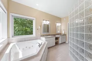 10035 Woodhill Blvd, Lakeville, MN 55044 - Photo 15