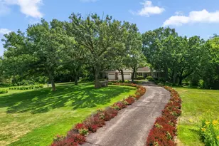 10035 Woodhill Blvd, Lakeville, MN 55044 - Photo 3