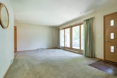 908 N 1st Avenue, Fergus Falls, MN 56537 - Photo 9