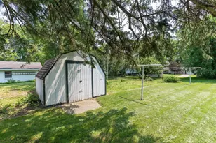 908 N 1st Ave, Fergus Falls, MN 56537 - Photo 3