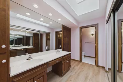 5501 Dewey Hill Road #322, Edina, MN 55439 - Photo 15
