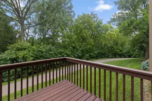 100 Primrose Ct, Vadnais Heights, MN 55127 - Photo 15