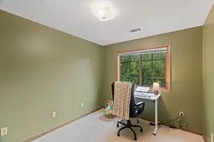 100 Primrose Ct, Vadnais Heights, MN 55127 - Photo 25