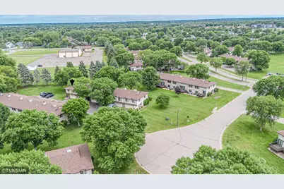 8824 N Maplebrook Court, Brooklyn Park, MN 55445 - Photo 33