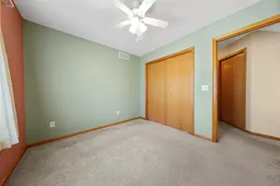 1320 S Trail Dr, Faribault, MN 55021 - Photo 17