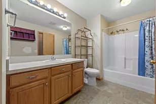 1320 S Trail Dr, Faribault, MN 55021 - Photo 13