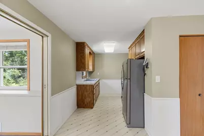 8508 Rich Avenue S, Bloomington, MN 55437 - Photo 9