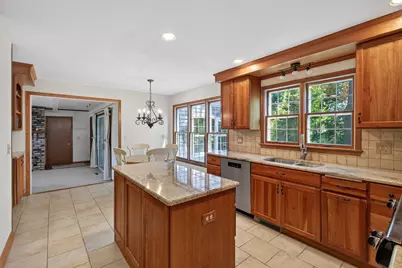 8906 138th Street Court, Apple Valley, MN 55124 - Photo 11