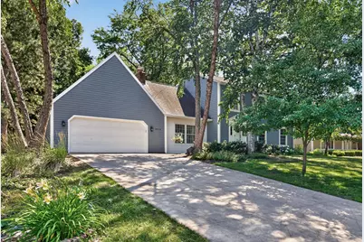 8906 138th Street Court, Apple Valley, MN 55124 - Photo 1