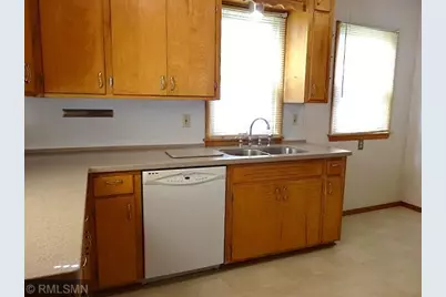 834 Cherokee Avenue, Saint Paul, MN 55107 - Photo 9