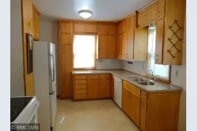 834 Cherokee Avenue, Saint Paul, MN 55107 - Photo 7