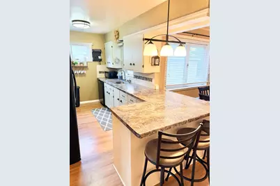 607 Edgewood Avenue, Albert Lea, MN 56007 - Photo 9