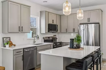 2414 Como Avenue SE, Minneapolis, MN 55414 - Photo 3