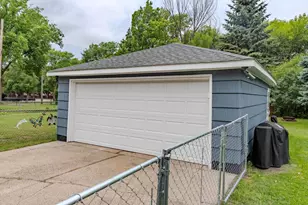 421 S 18th Street S, Moorhead, MN 56560 - Photo 7