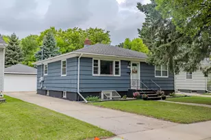 421 S 18th Street S, Moorhead, MN 56560 - Photo 1