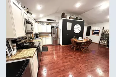 420 Oakwood Street, Millville, MN 55957 - Photo 3