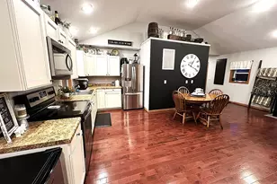 420 Oakwood St, Millville, MN 55957 - Photo 3