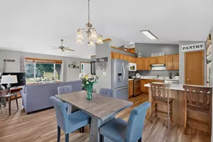 522 Brook Ave, Saint Charles, MN 55972 - Photo 5