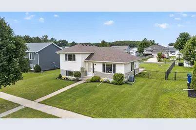 522 Brook Avenue, Saint Charles, MN 55972 - Photo 1
